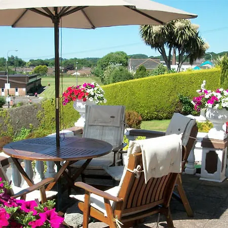 Couette-café The White House 4*