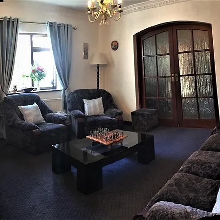 The White House Bed & Breakfast Cork